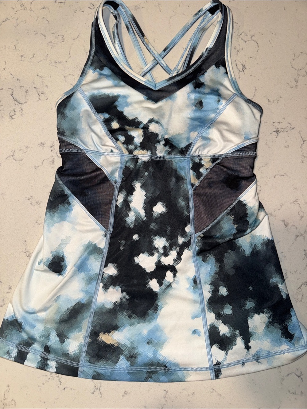 Vintage Lululemon Women's Blue Tie-Dye Athletic Tank with Strappy Back size 6